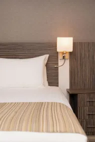 Holiday Inn Southend by IHG - Room