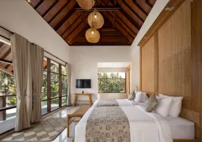 Agrapana Beach Villa with True Exotic Balinese Experience - Room