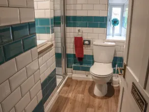 The Little Flat - Bathroom