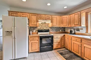 Pet-Friendly Woodsy Gem: 1/4 Mi to Chesapeake Bay - Innenbereich