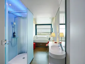 citizenM Paris Charles de Gaulle Airport - Chambre