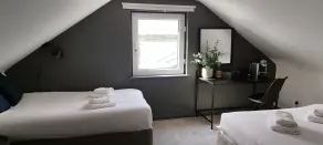 The Lamplight Wines - Room