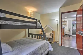 15 Mi to Camelback Ski Resort: Home w/ Deck! - Intérieur
