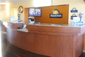 Days Inn by Wyndham Wildwood I-75 - Réception