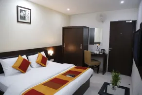 Hotel Krishna by KeyMagics - Chambre