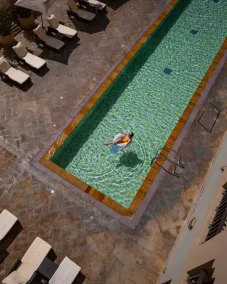 Traders Hotel, Abu Dhabi - Piscina