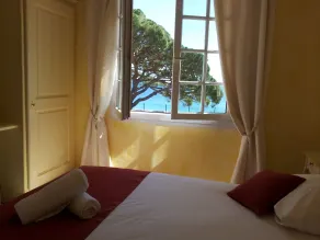 Hôtel La Villa Sainte-Maxime - Vue de la chambre