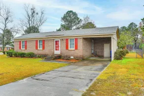 Deck & Fenced Yard: Family Home in Winterville - Innenbereich