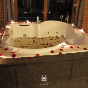 El Corazón De Jalisco - Bathroom