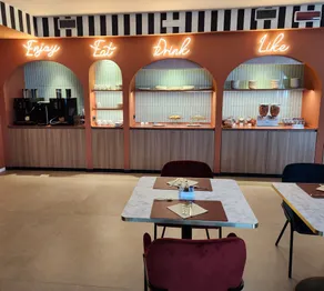 Bleis Hotel - Restaurant