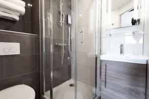 Hôtel Kyriad Orléans Nord - Saran - Salle de bain