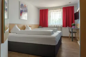 Hotel Drei König- Ihr Transithotel - Rum
