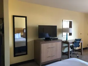 Days Inn by Wyndham Hayward Airport - Chambre
