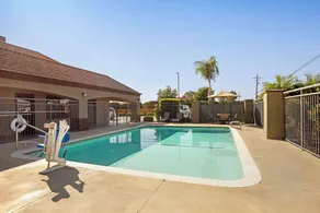 Best Western Exeter Inn & Suites - Pool