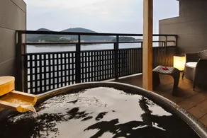 Migiwatei Ochi Kochi - Bad