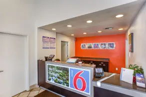 Motel 6-Portland, OR - Tigard West - Hall