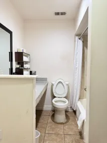 Alien Residence Inn - Salle de bain