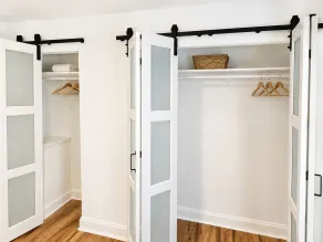 Luxe CLT City Stays -1 - Værelse