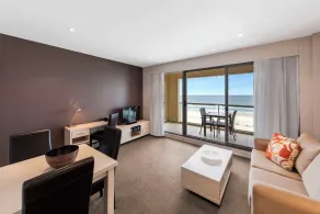 Oaks Glenelg Plaza Pier Suites - View from room