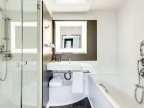 Novotel Suites Paris Saint Denis Stade - Salle de bain