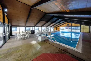 Red Roof Inn & Suites Newburgh - Stewart Airport West Point - Piscina