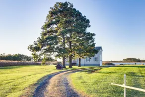 Eastern Shore Group Getaway! Riverfront Home - Innvendig