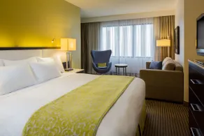 The Hollis Halifax a DoubleTree Suites by Hilton Hotel - Room