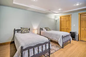 Hiking Nearby! Secluded Ellsworth Apartment - Interni