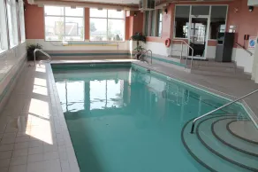 Best Western Strathmore Inn - Piscine