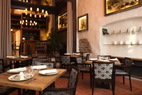 CRU Hotel - Restaurant