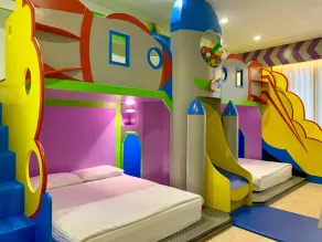 Fun Holiday Family Hostel - Chambre