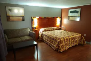 Highland Inn New Cumberland - Room