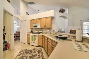 12 Miles to Disney: Clermont Villa w/ Heated Pool - Interiör