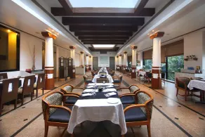 Hotel Maurya - Restaurant