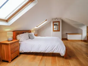 Briws - Room