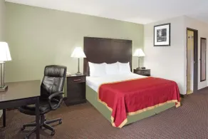 Baymont by Wyndham Beloit - Chambre