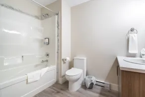 Pathfinder Camp Resorts  Agassiz - Baño