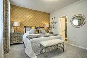Sleek Durham Townhome Near Dtwn w/ Balcony! - Interiör