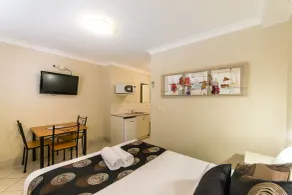Villa Capri Motel - Room