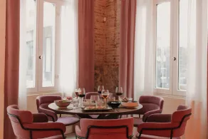 Room Mate Collection Helen Berger - Restaurant