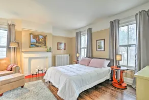 Historic Poughkeepsie Apt - Walkable Location - Camera