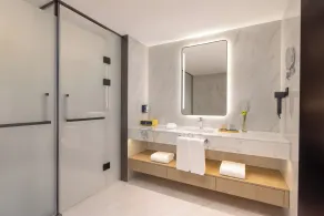 voco Suzhou Guanqian Street by IHG - Bathroom