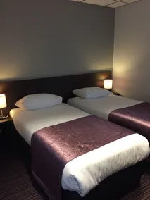 Hotel Luxer - Chambre