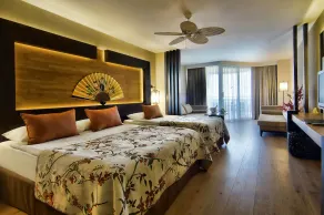 Limak Lara Deluxe Hotel & Resort Antalya - Habitación