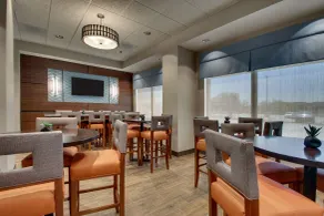 Drury Inn & Suites Iowa City Coralville - Restaurant
