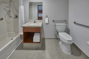 Extended Suites Monterrey Aeropuerto - Salle de bain
