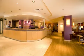 Premier Inn Belfast City Centre Alfred St - Rezeption