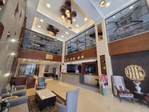 HOTEL SIMRAN INTERNATIONAL - Lobby