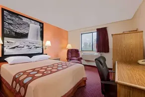 Hillside Inn & Suite - Chambre