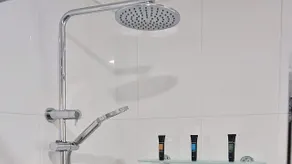 The Palms Dubbo - Bathroom